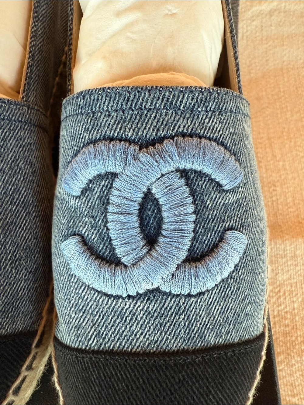 Size 36  21S Chanel denim espadrilles, pristine condition - Picture 5 of 10